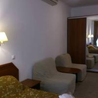 Фотографии отеля 5 Вечеров на Восстания Гостевой дом