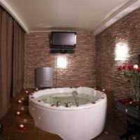Hotelfotos Alex Hotel na Muzhestva