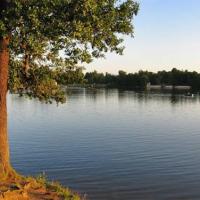 Фотографии отеля Apartment By The Lake