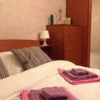 Фотографии отеля Friendly Poet Apartment