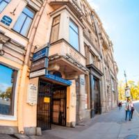 Фотографии отеля Angel Court Yard
