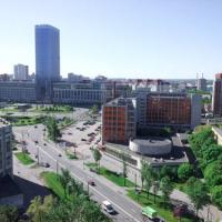 Hotelfotos Apartment na Krasnoputilovskoy