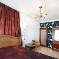 Фотографии отеля Cosy Central Apartment on Kirillovskaya 4