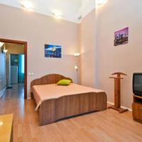 Фотографии отеля Apartment on Bolshaya Konyushennaya 2