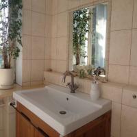 Фотографии отеля Apartments on Karpovki 13